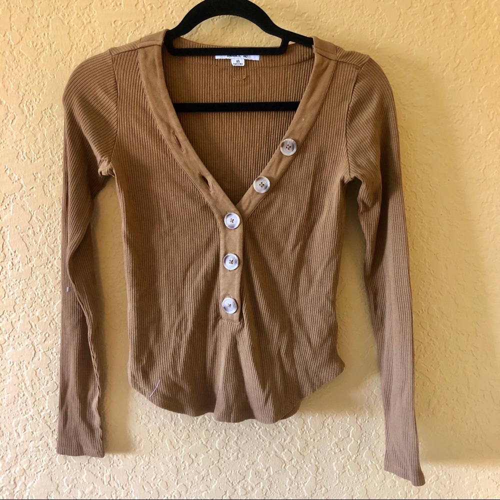 women’s long sleeve